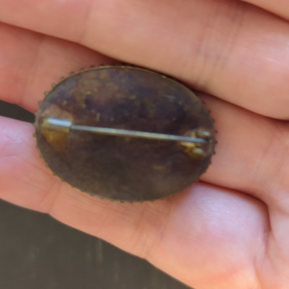 Brooch - Picture 3 of 4